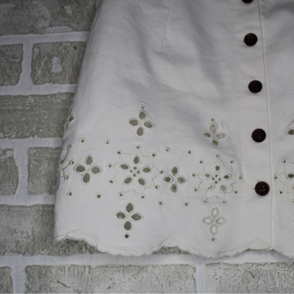 White jean skirt - Picture 5 of 7